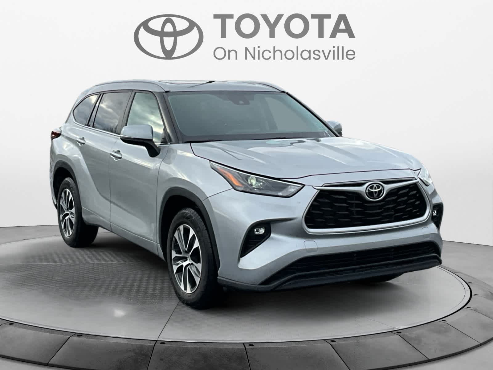 2024 Toyota Highlander XLE