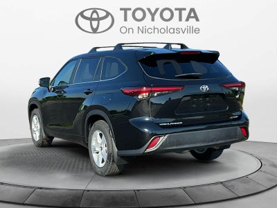 2023 Toyota Highlander LE