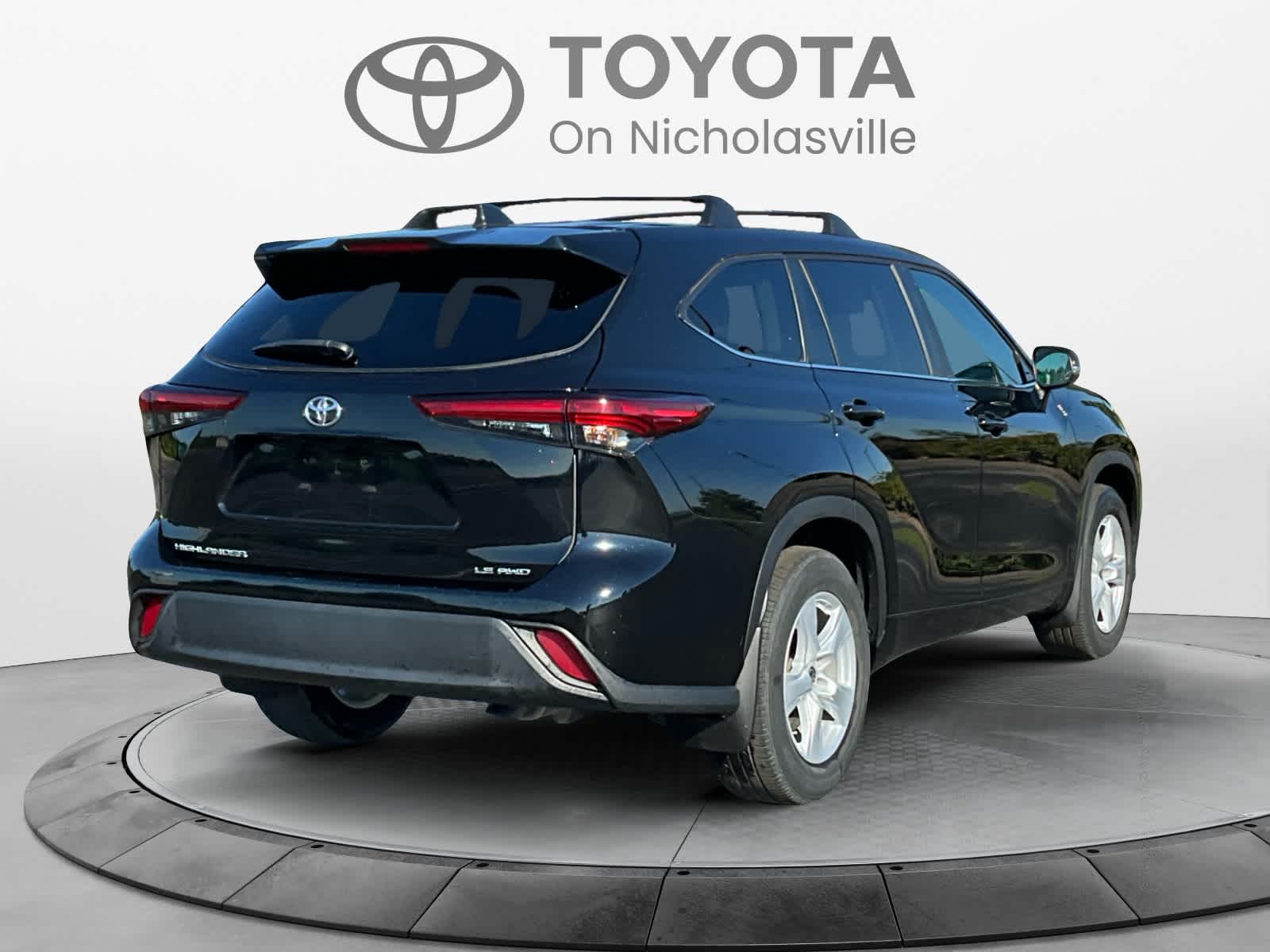 2023 Toyota Highlander LE