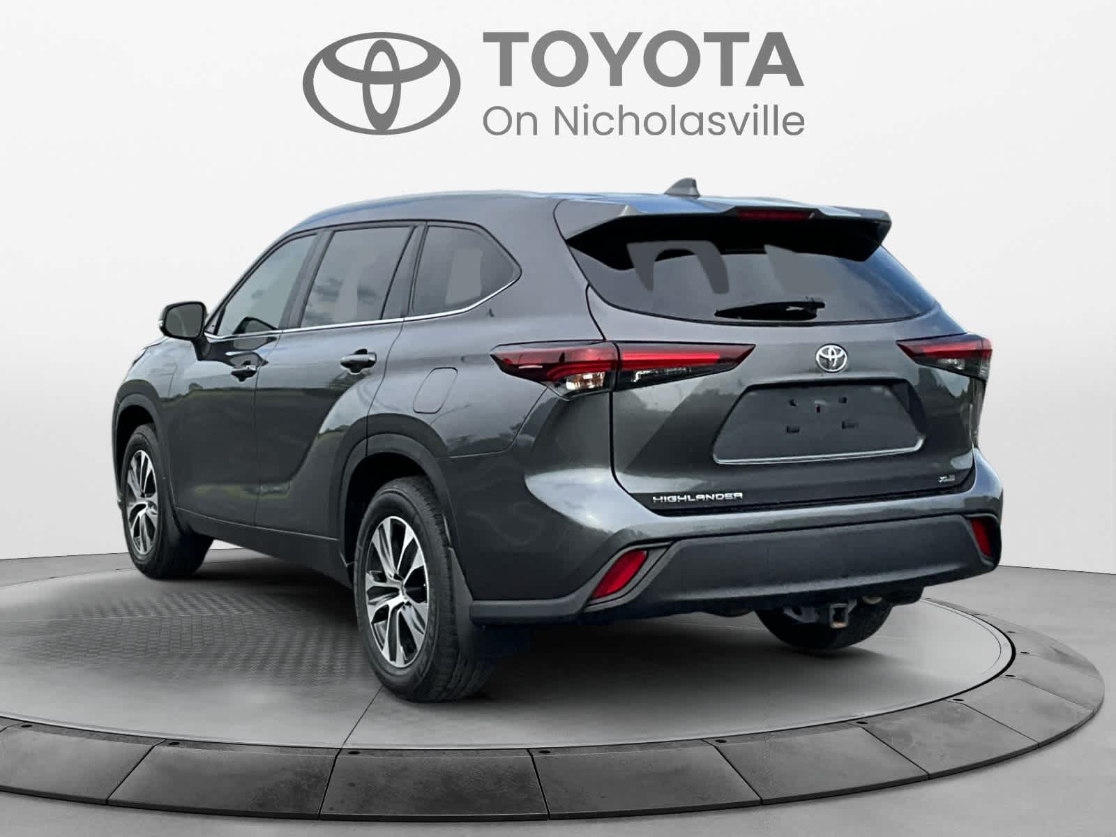 2024 Toyota Highlander XLE