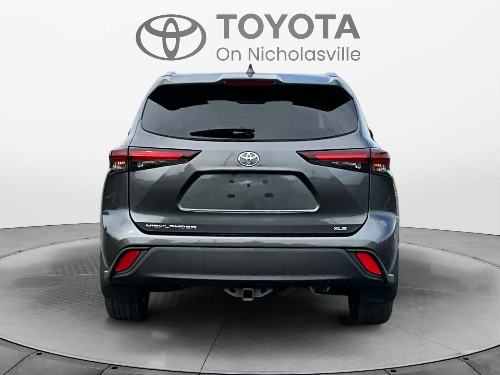 2024 Toyota Highlander XLE