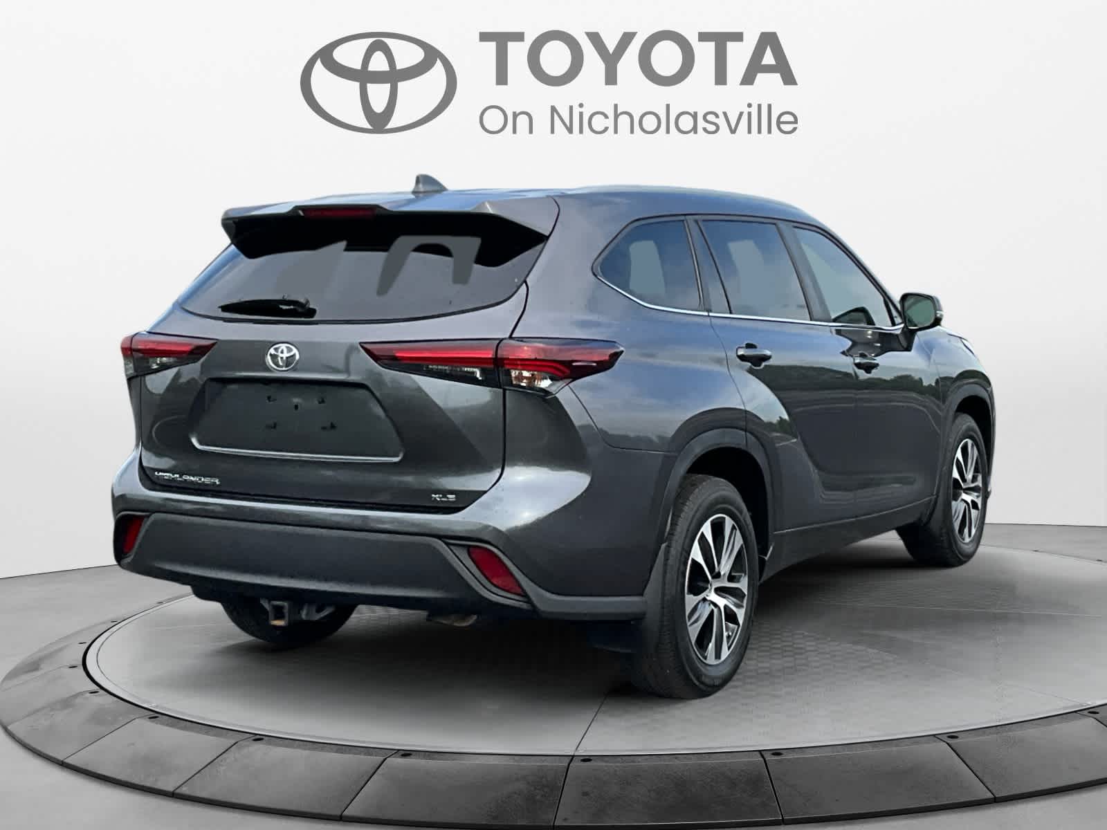 2024 Toyota Highlander XLE