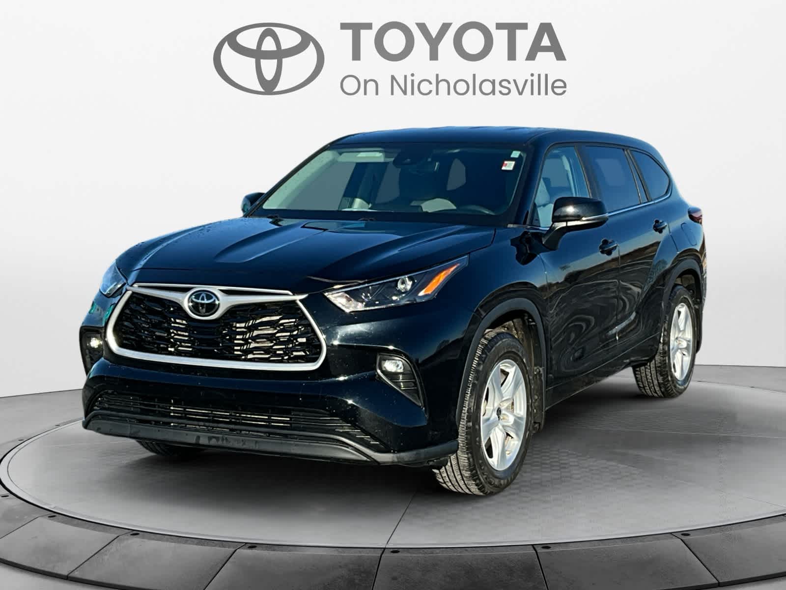 2023 Toyota Highlander LE