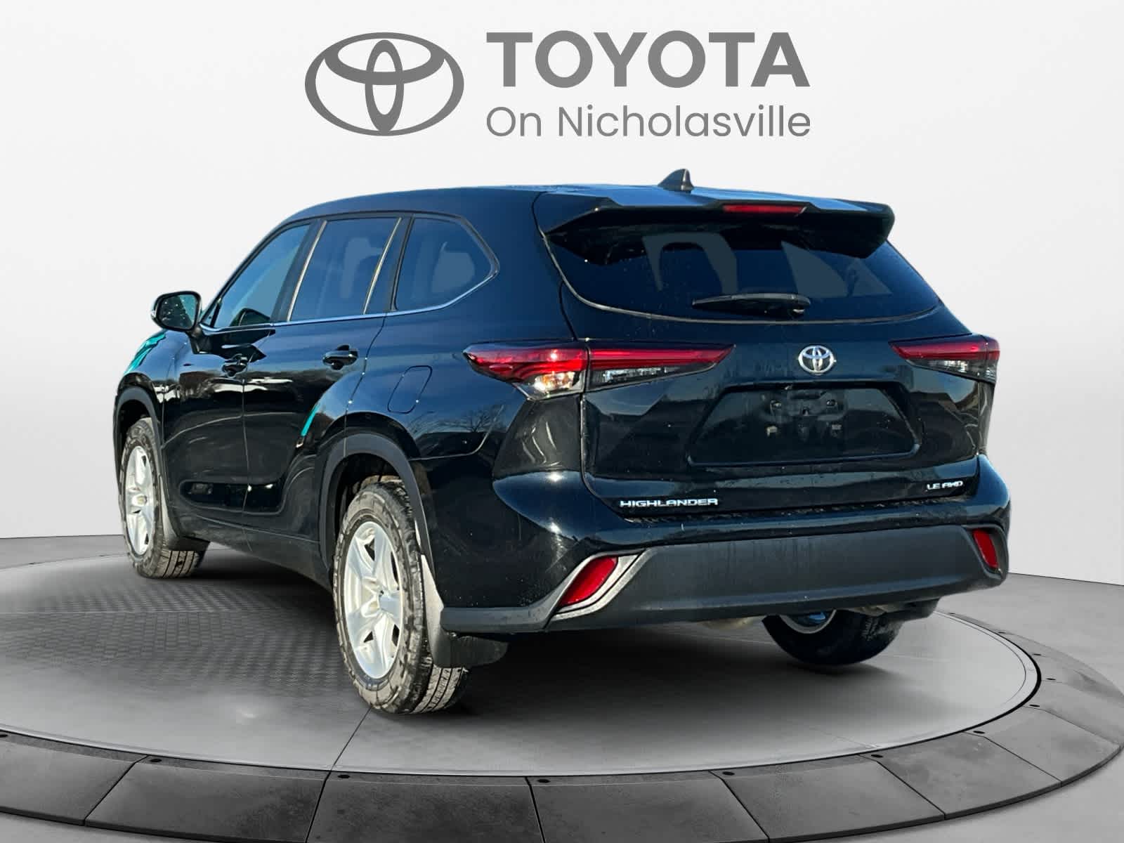 2023 Toyota Highlander LE