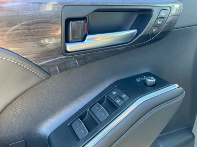 2026 Toyota Highlander Platinum