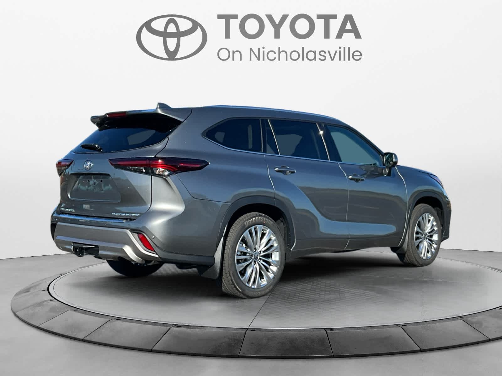 2026 Toyota Highlander Platinum