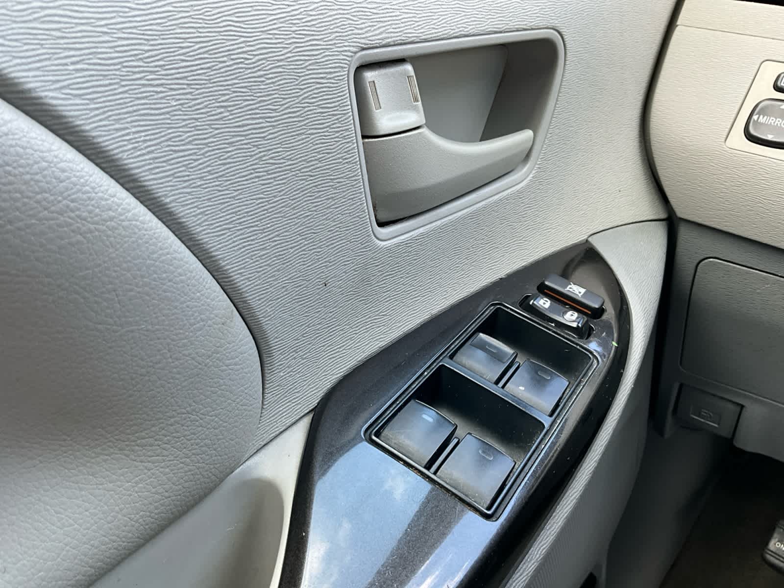 2012 Toyota Sienna LE