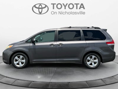 2012 Toyota Sienna LE