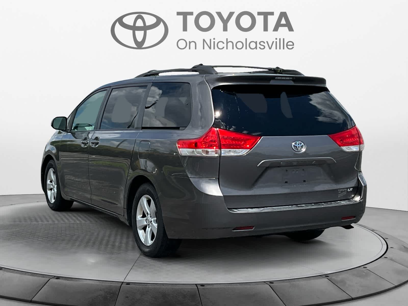 2012 Toyota Sienna LE