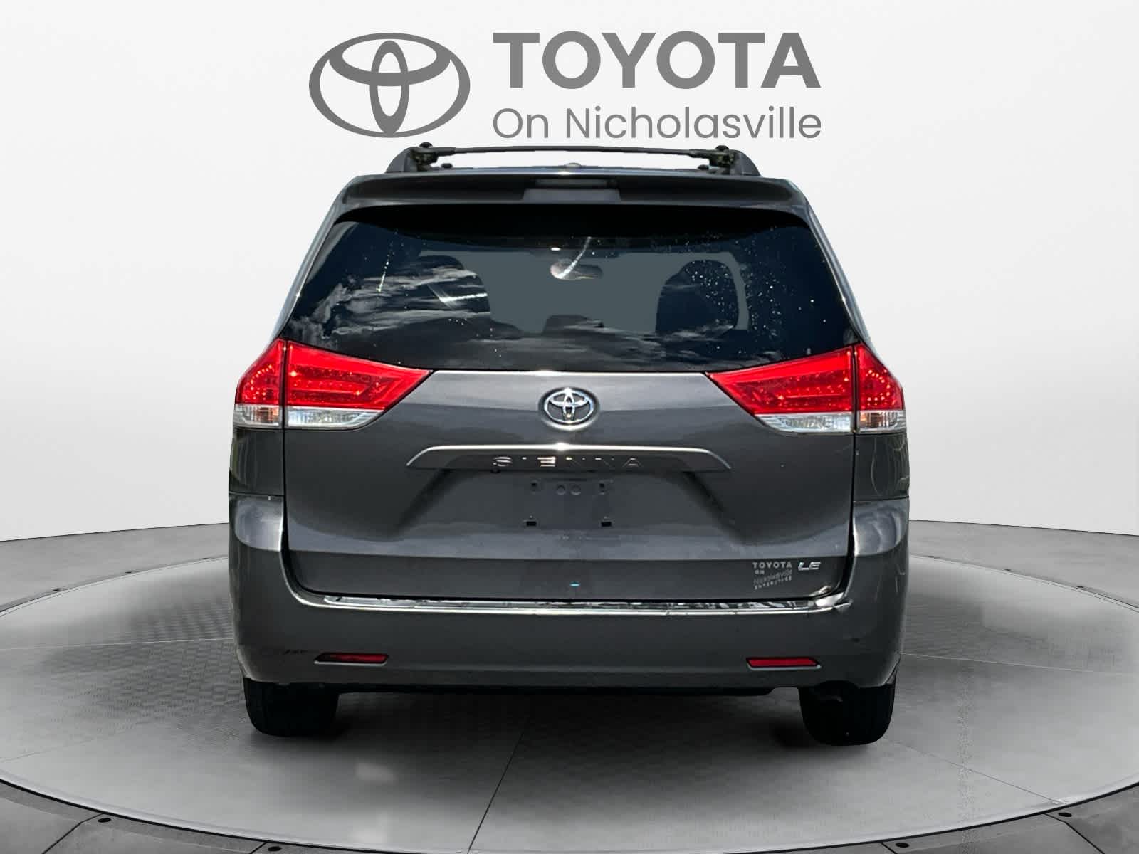 2012 Toyota Sienna LE