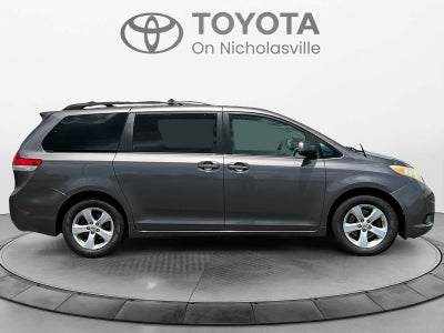 2012 Toyota Sienna LE