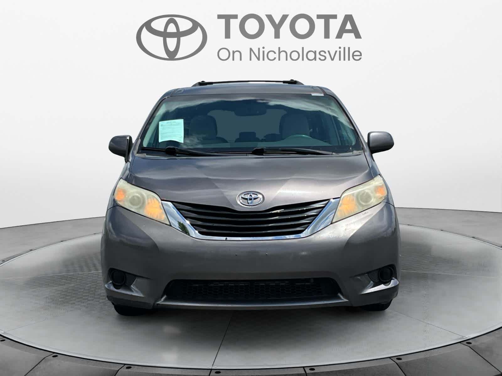2012 Toyota Sienna LE