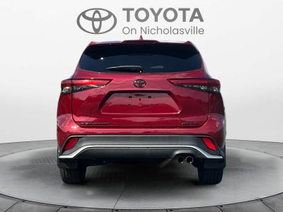 2022 Toyota Highlander XSE