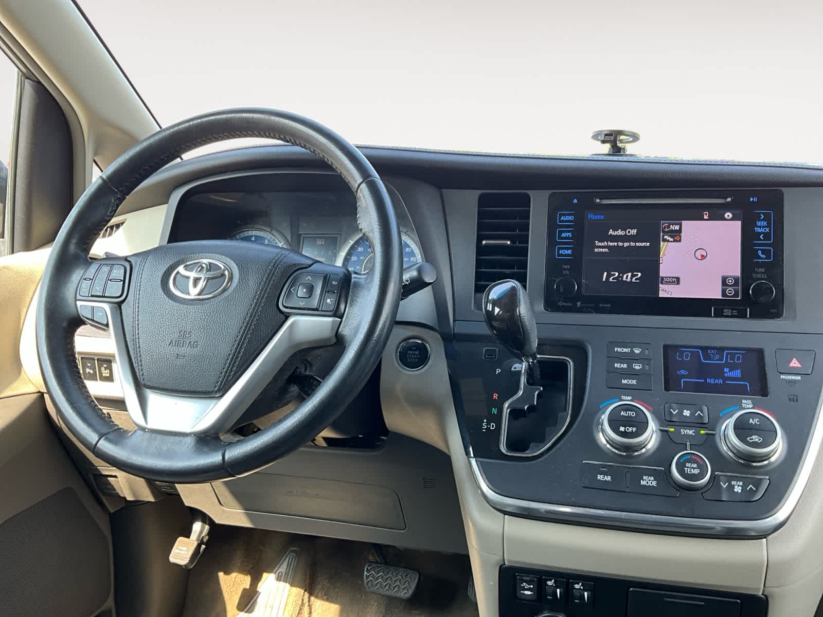 2016 Toyota Sienna XLE Premium