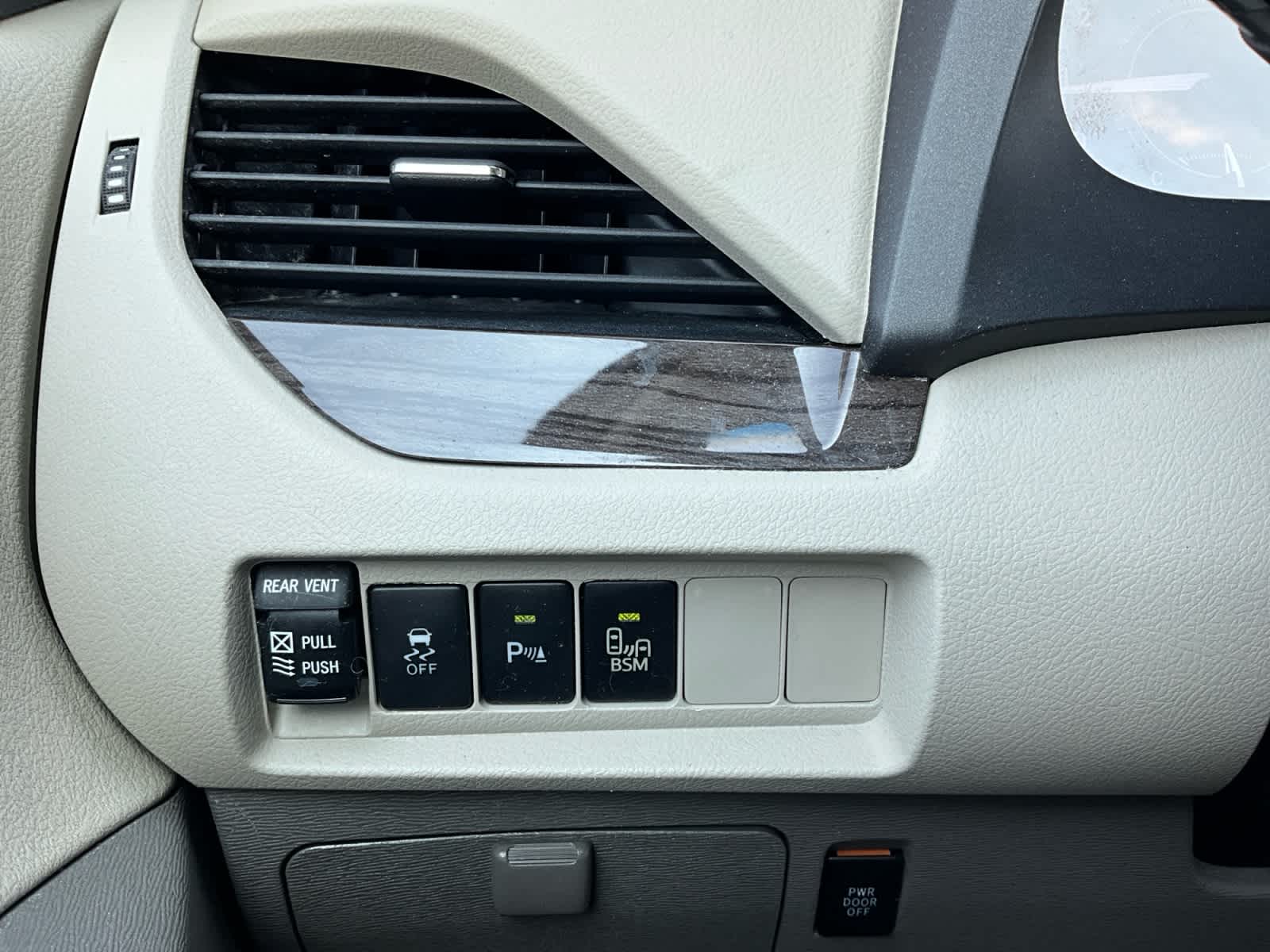 2016 Toyota Sienna XLE Premium