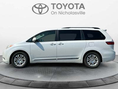 2016 Toyota Sienna XLE Premium