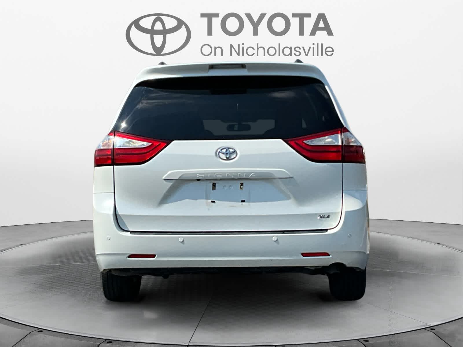 2016 Toyota Sienna XLE Premium