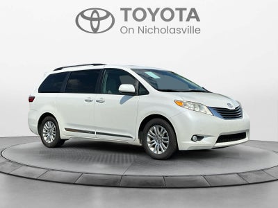 2016 Toyota Sienna XLE Premium