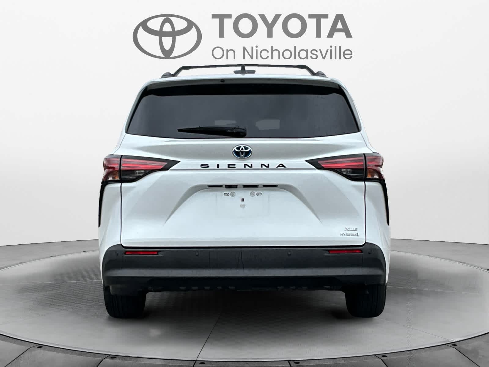 2022 Toyota Sienna XLE