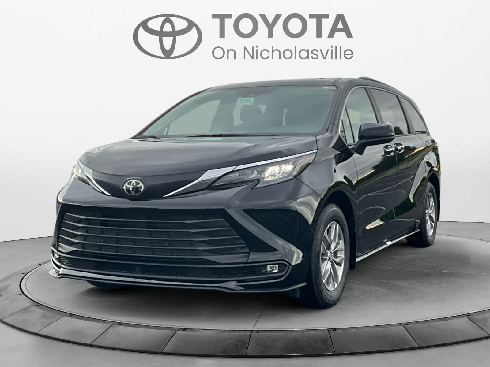2026 Toyota Sienna XLE
