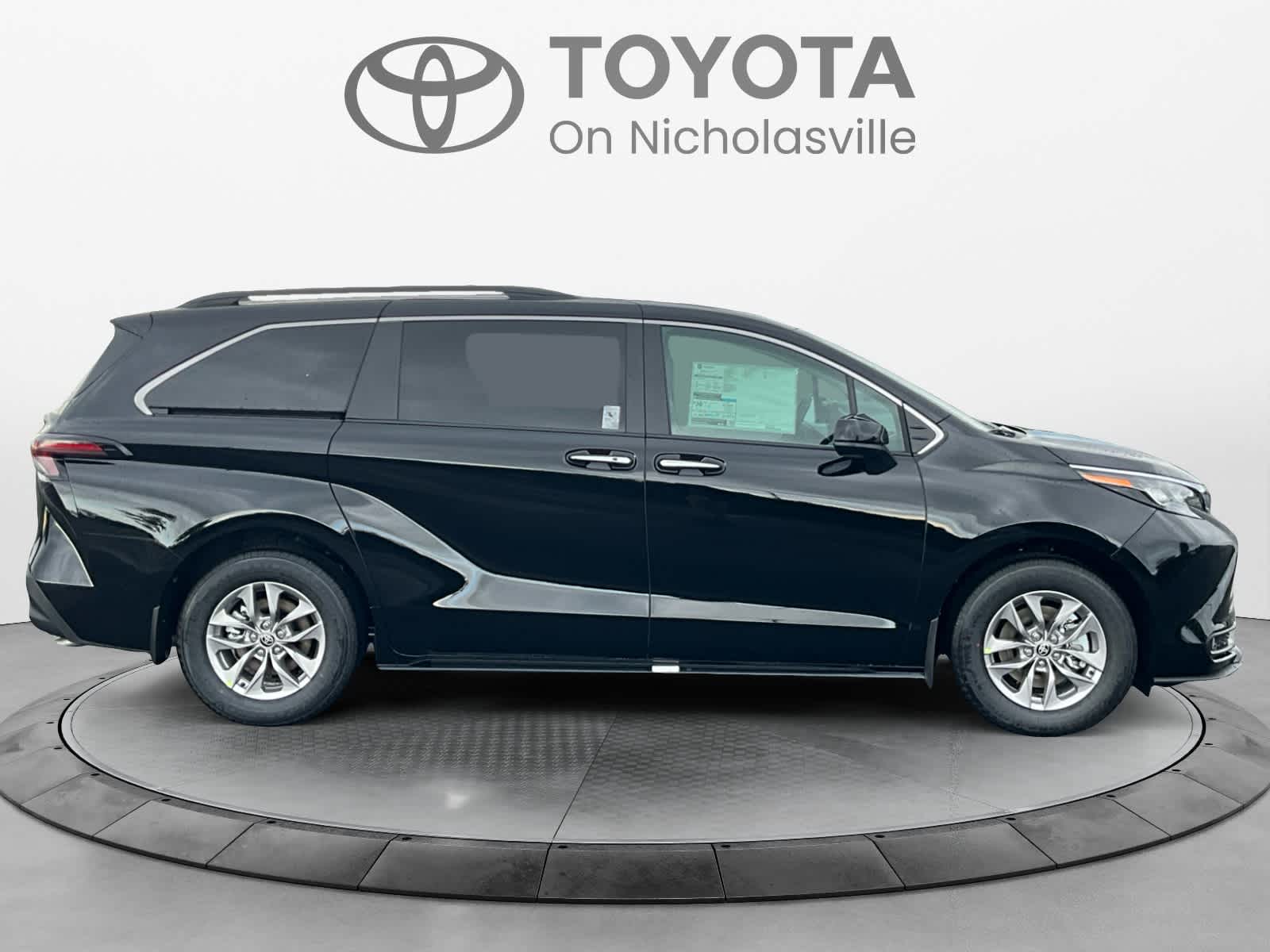 2026 Toyota Sienna XLE