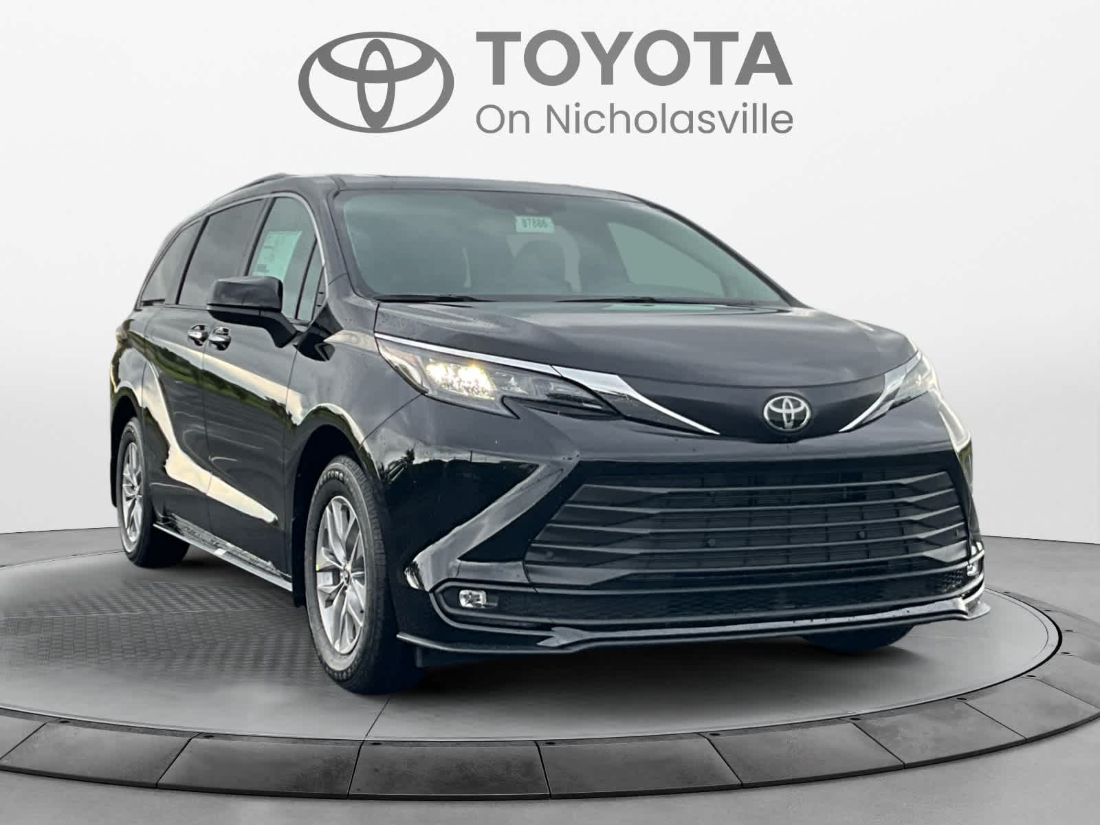 2026 Toyota Sienna XLE
