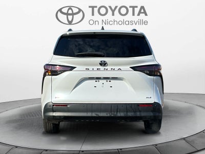 2026 Toyota Sienna XLE