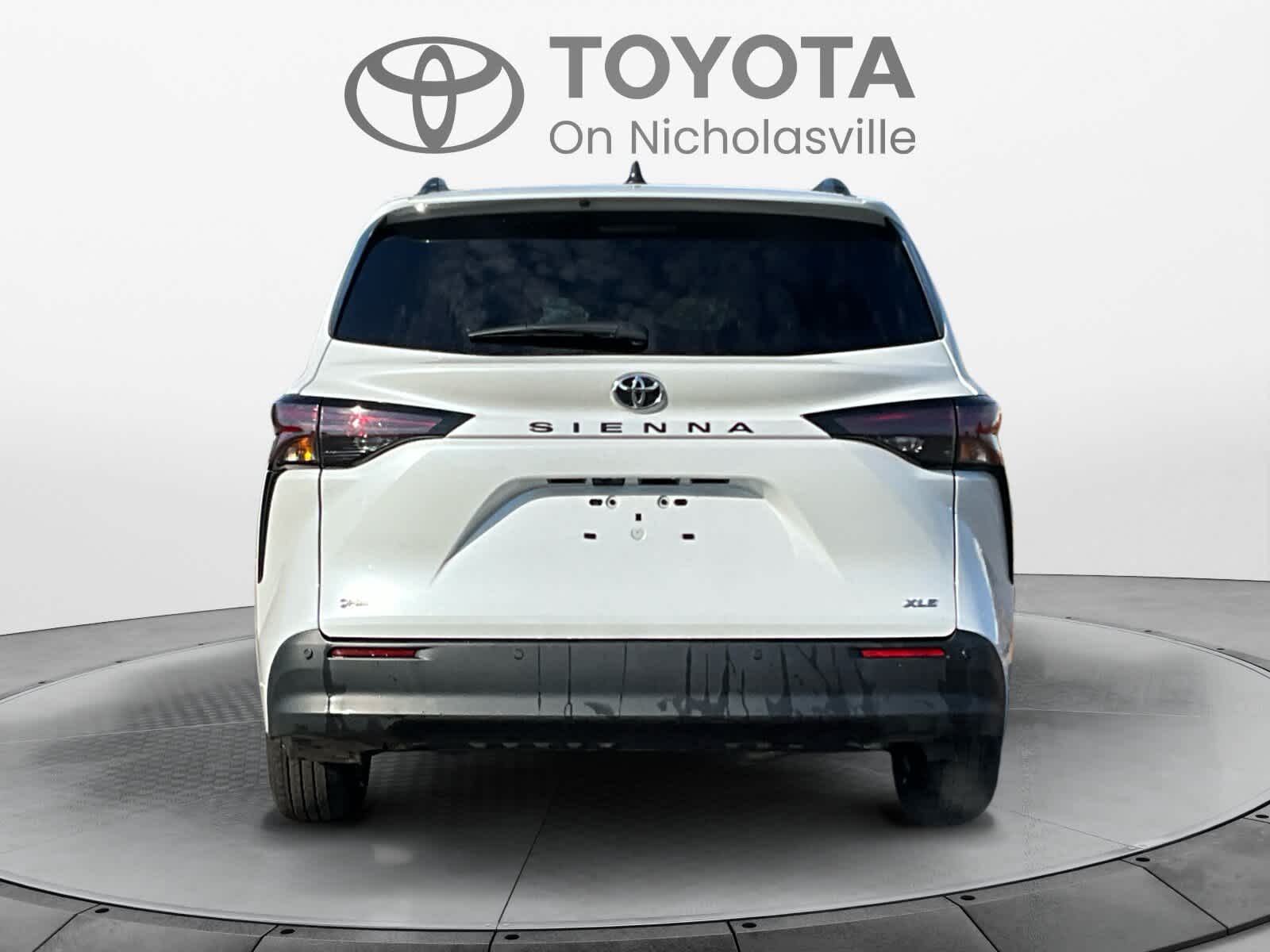 2026 Toyota Sienna XLE