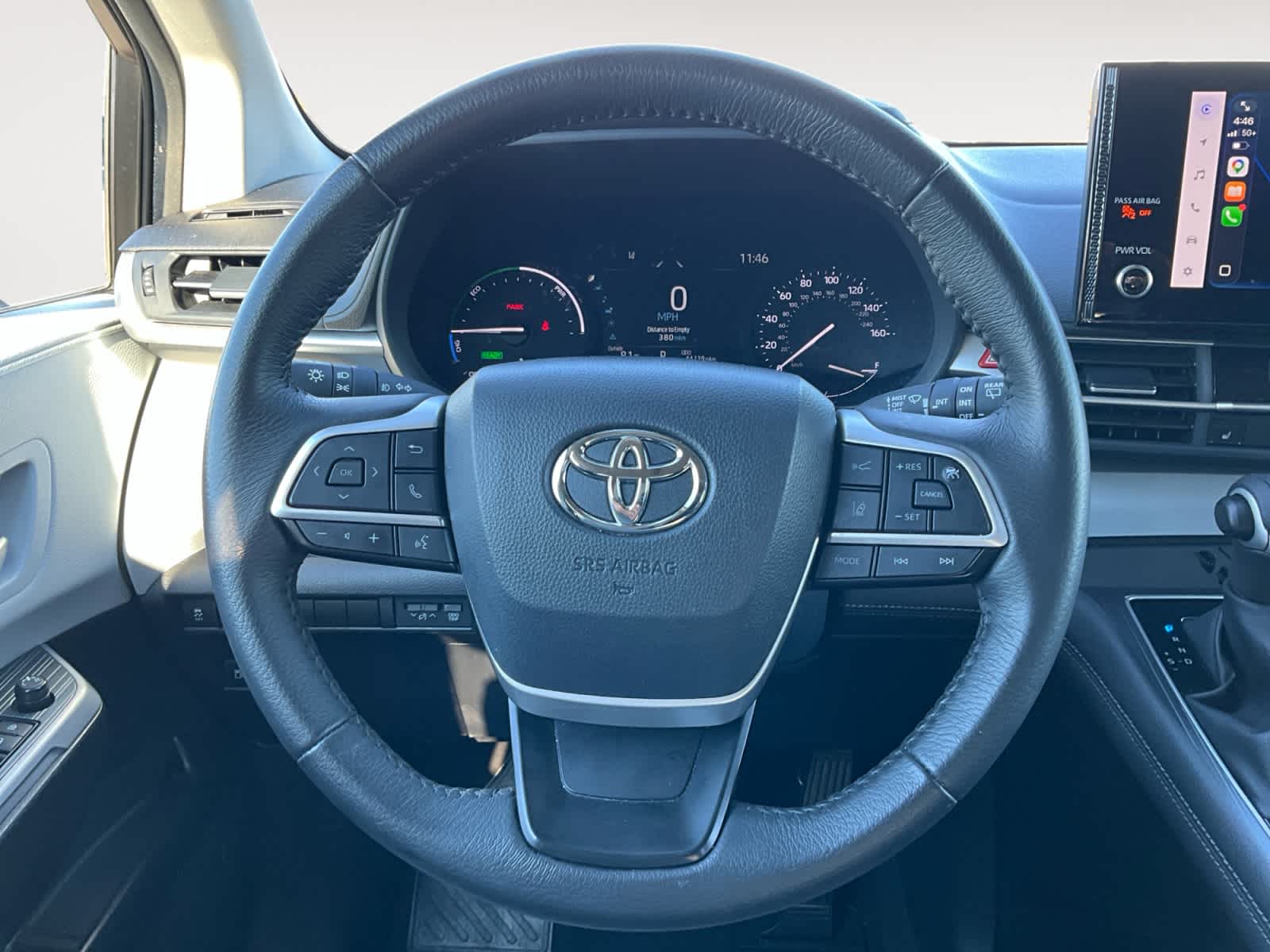 2025 Toyota Sienna XLE