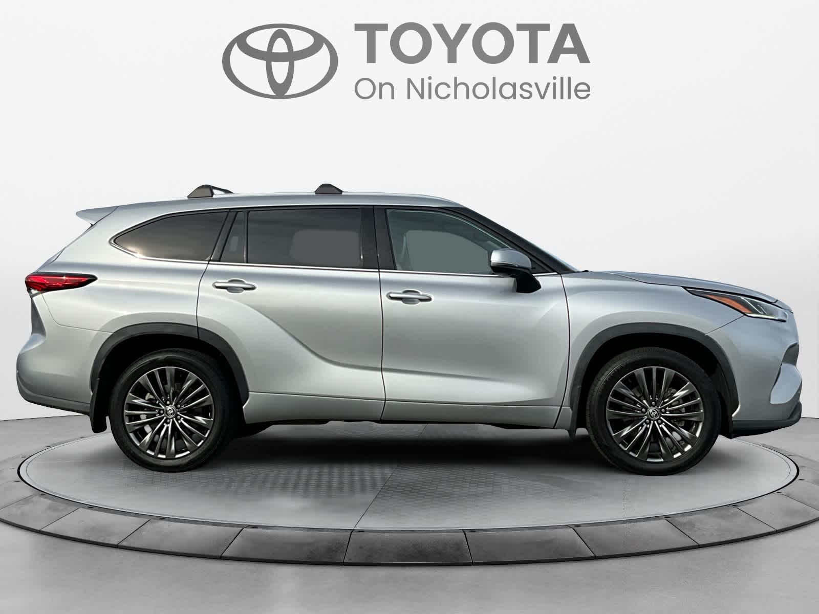 2022 Toyota Highlander Limited