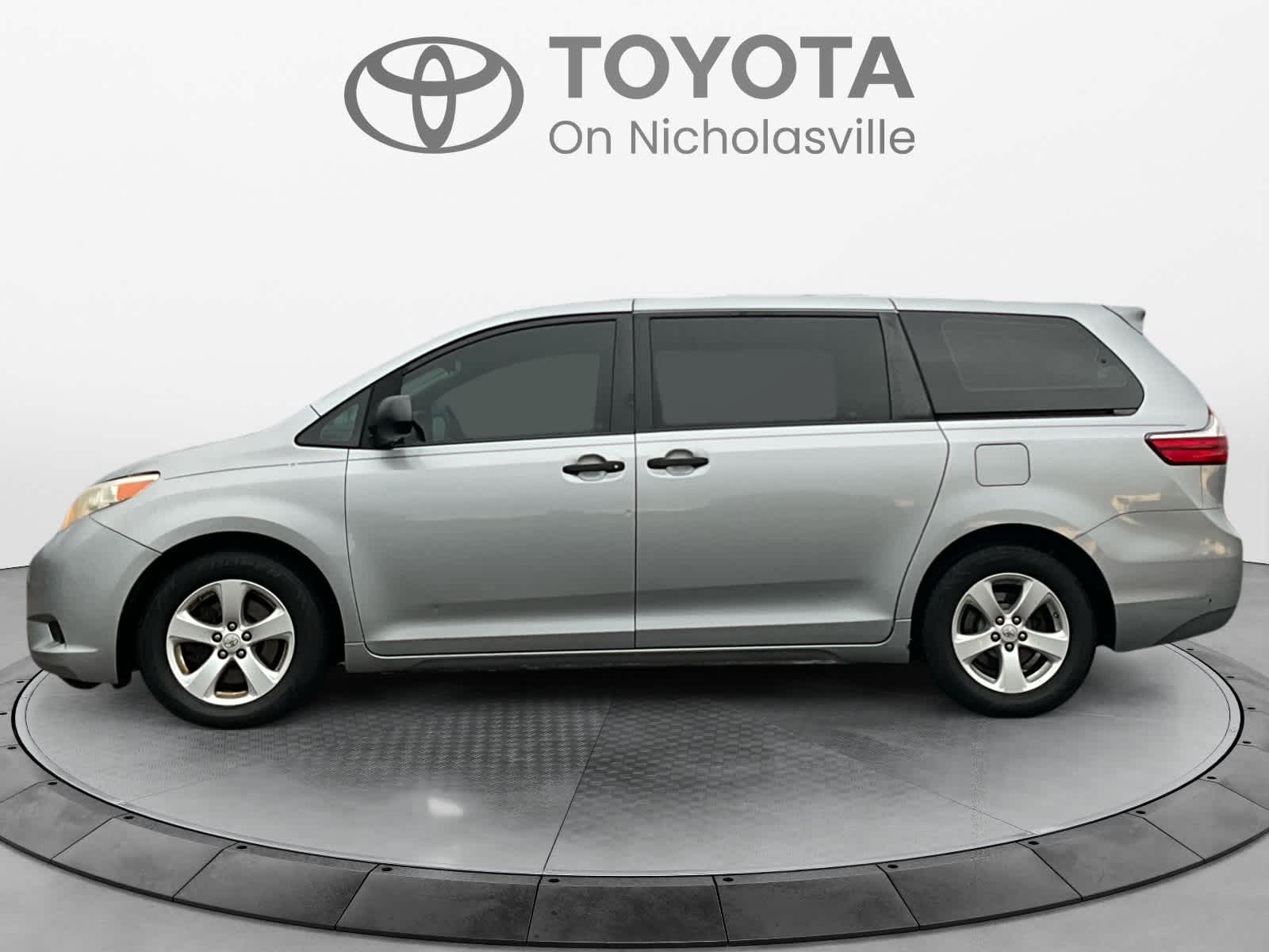 2016 Toyota Sienna L