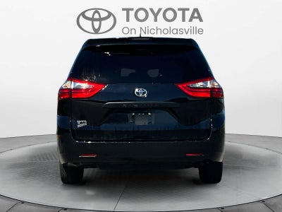 2020 Toyota Sienna L