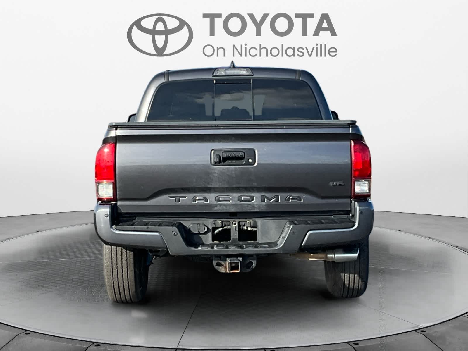 2017 Toyota Tacoma TRD Sport