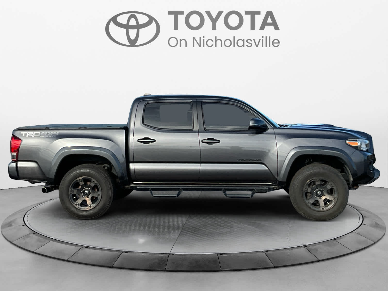 2017 Toyota Tacoma TRD Sport