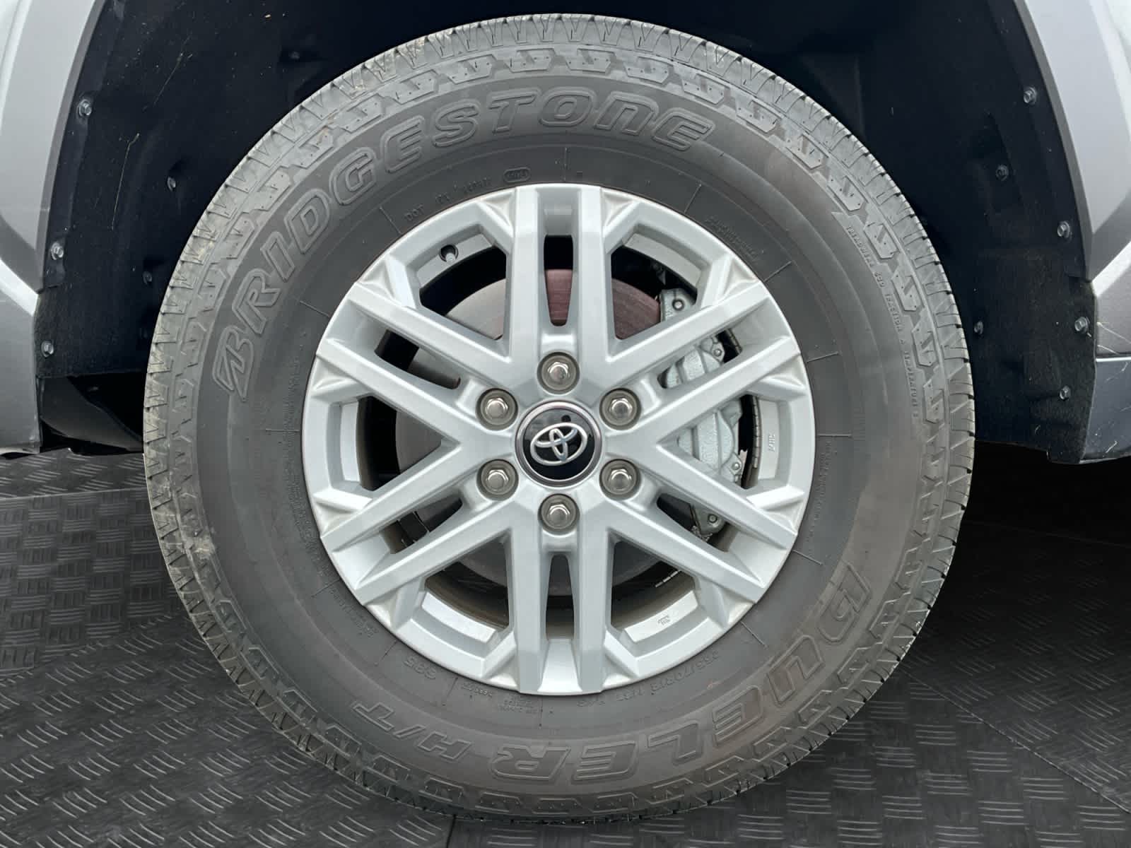 2025 Toyota Tundra SR5