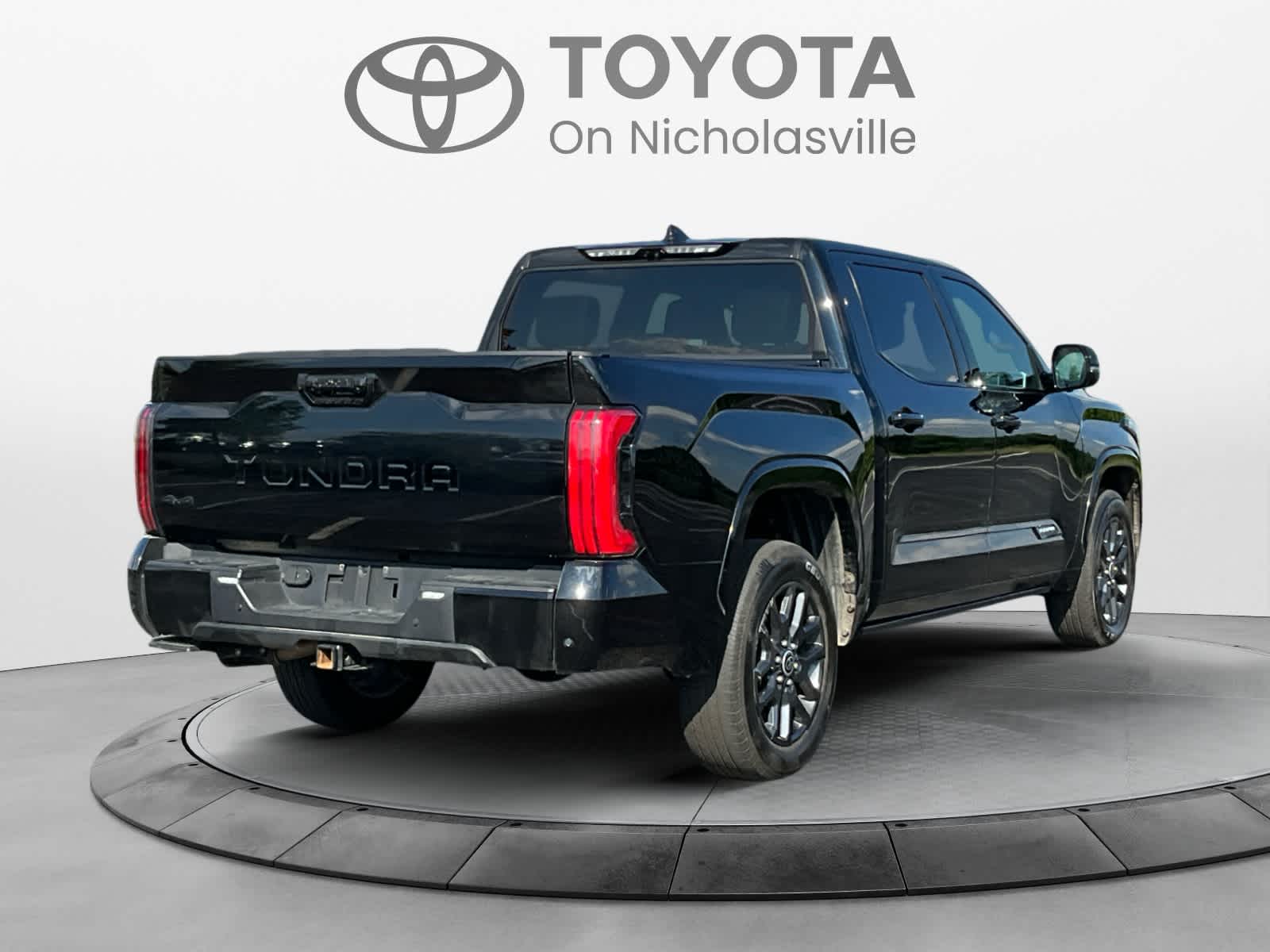 2023 Toyota Tundra Platinum