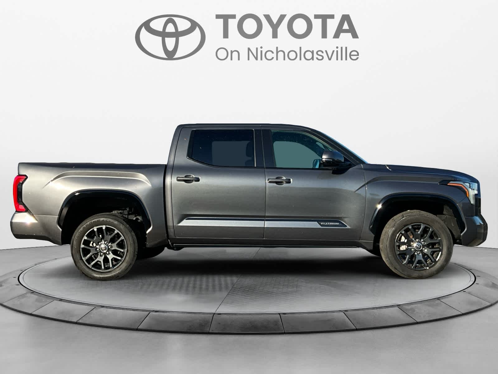 2023 Toyota Tundra Platinum