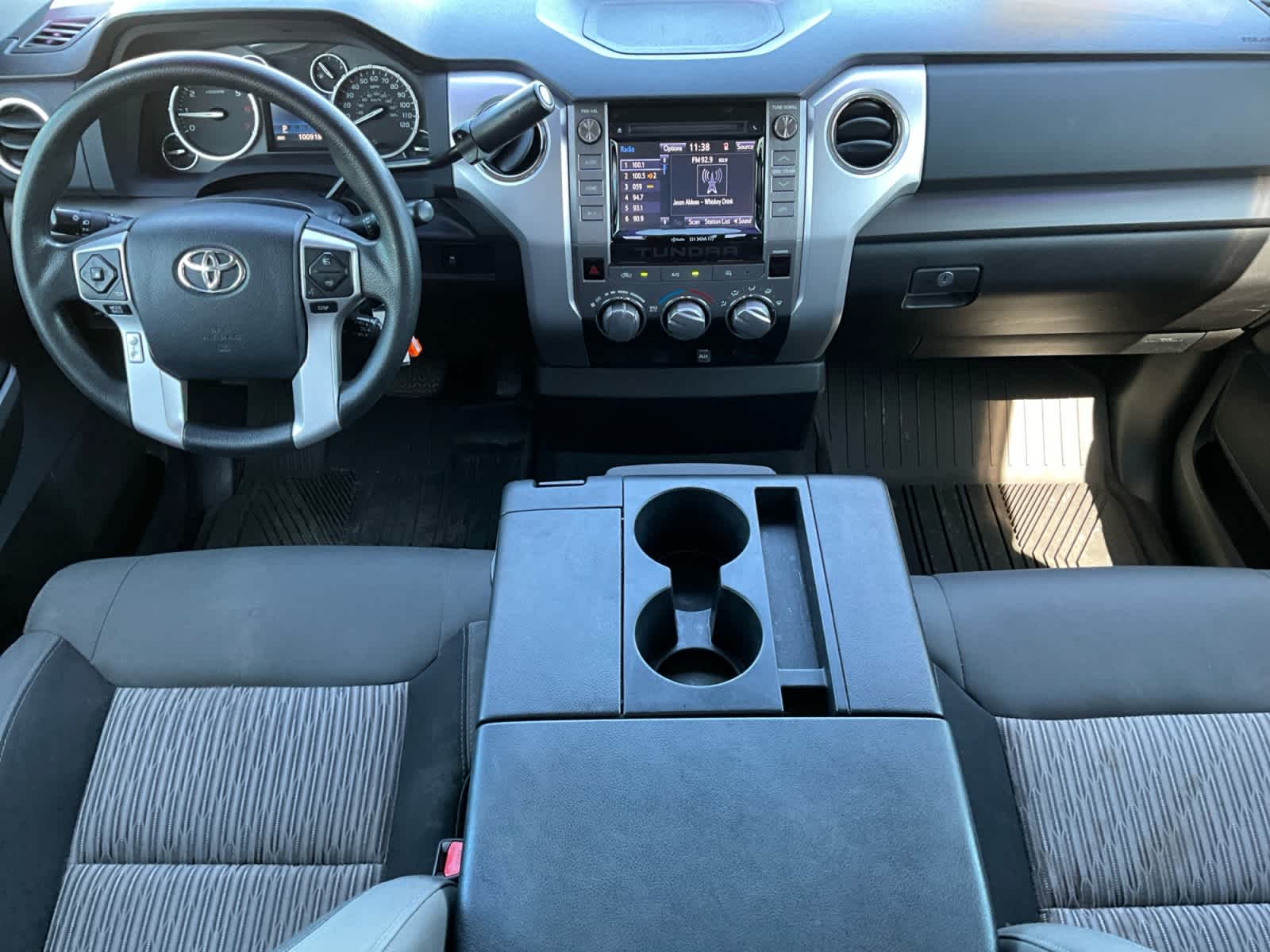 2014 Toyota Tundra SR5