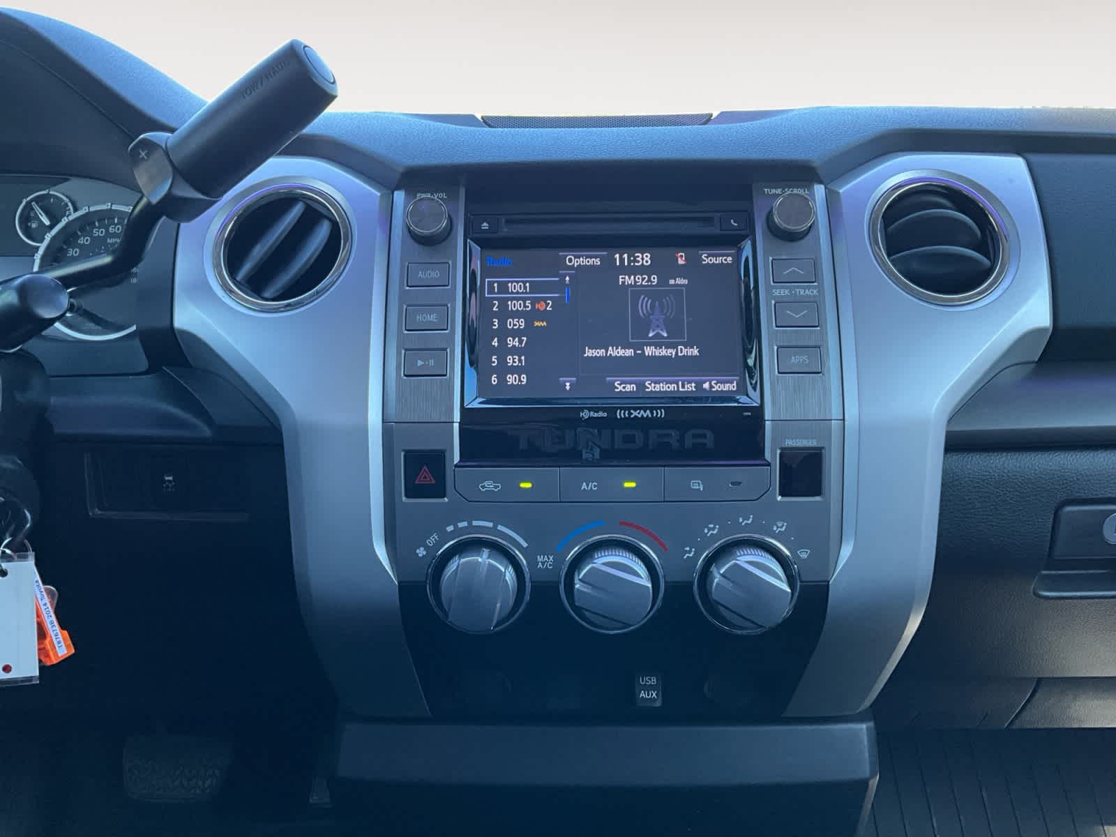 2014 Toyota Tundra SR5