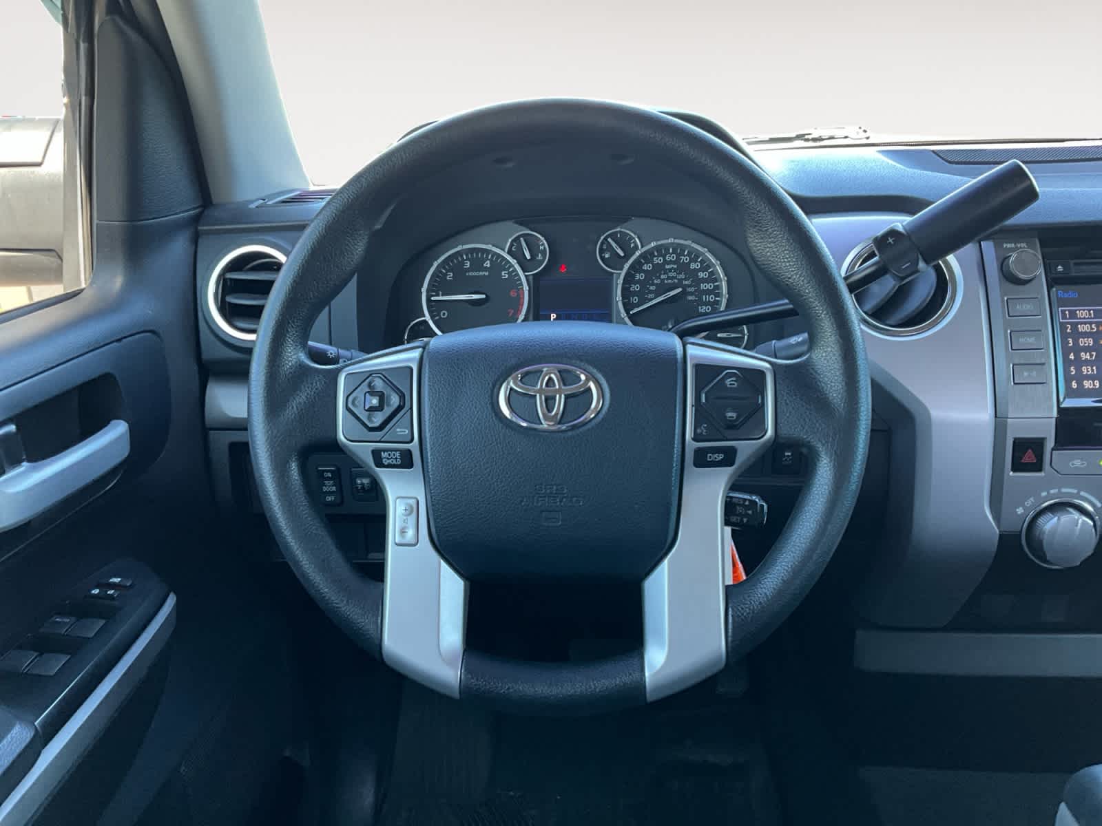 2014 Toyota Tundra SR5