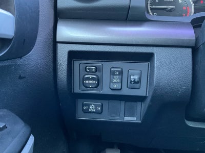 2014 Toyota Tundra SR5