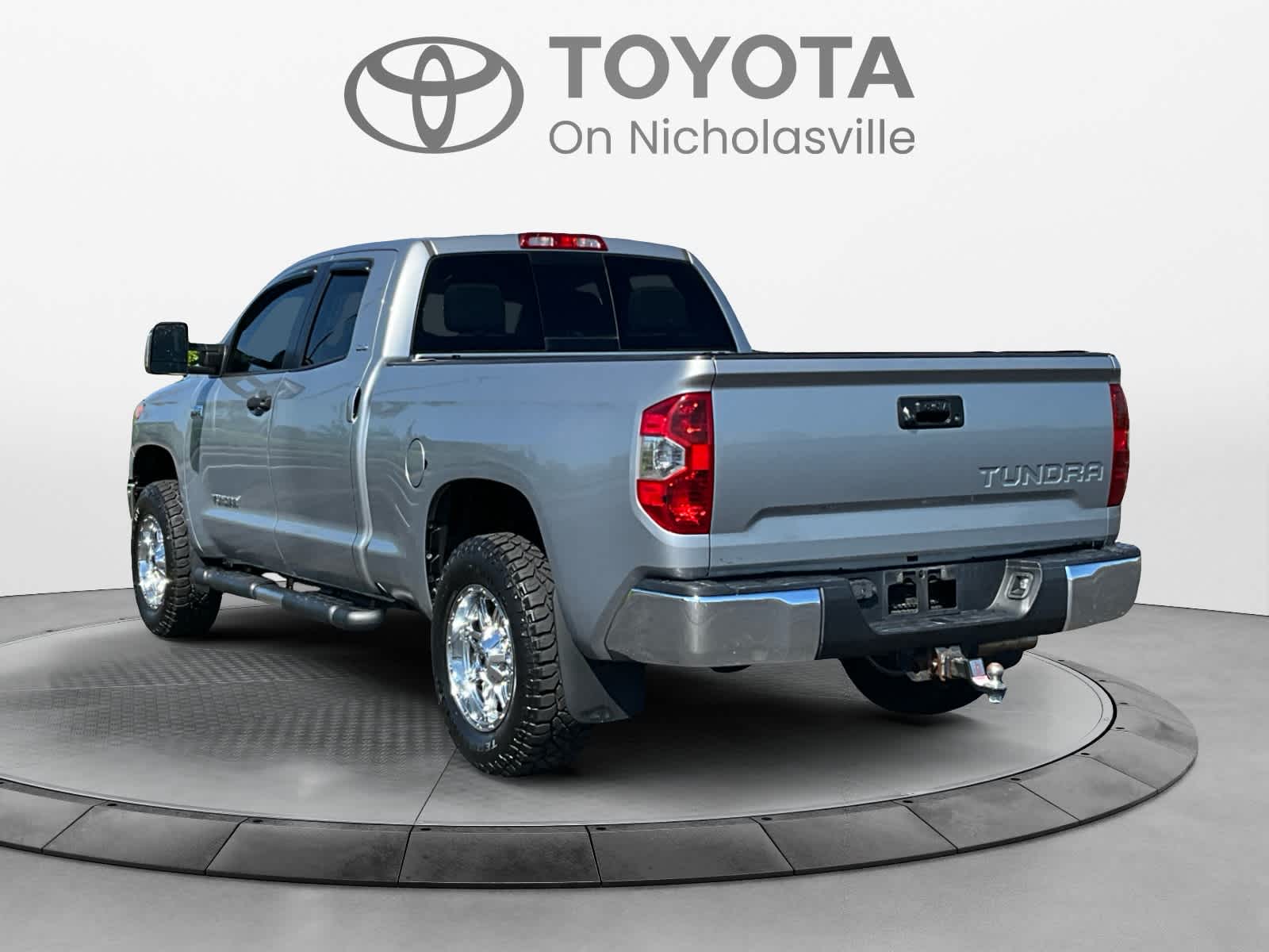 2014 Toyota Tundra SR5