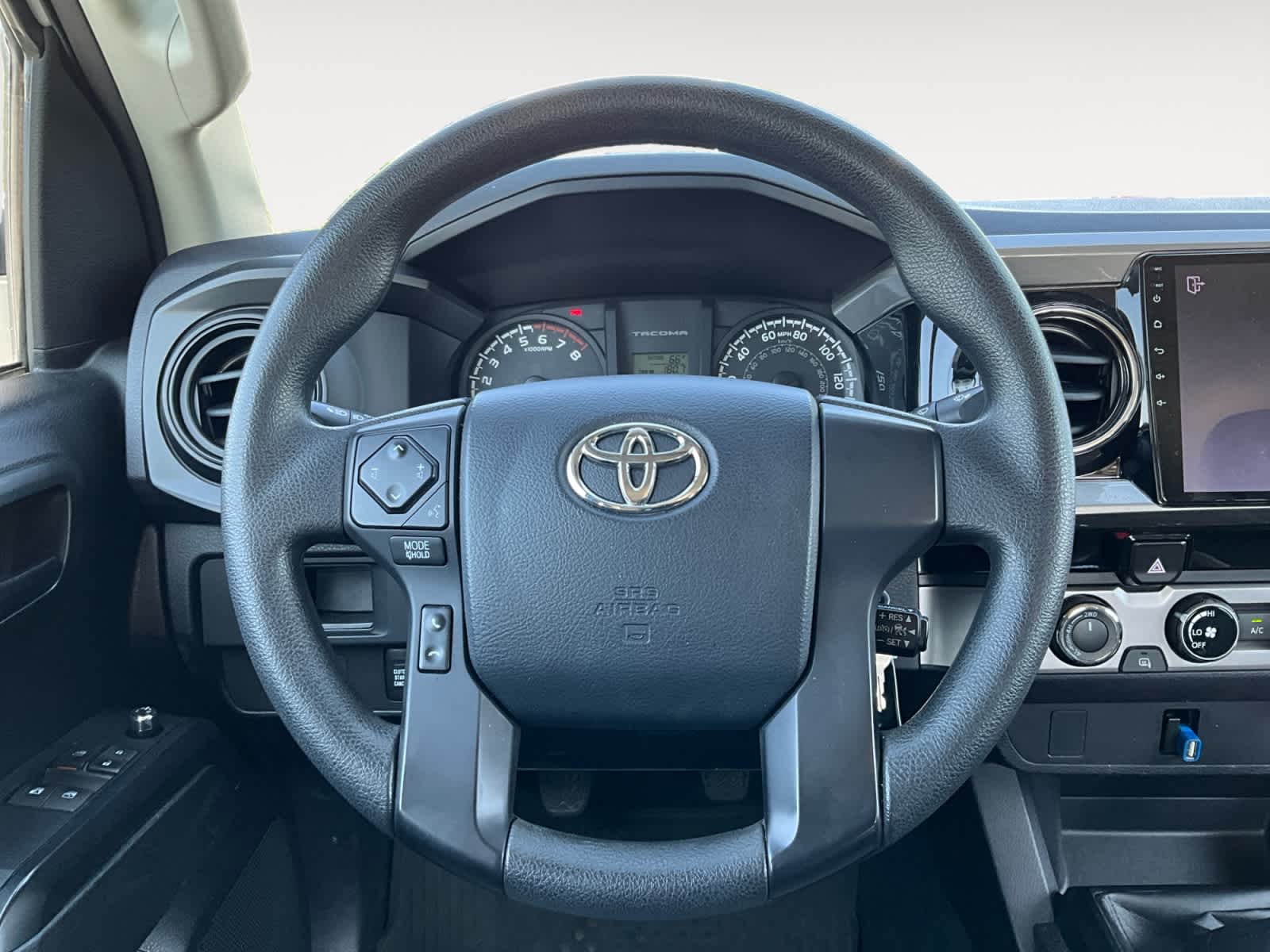 2017 Toyota Tacoma SR
