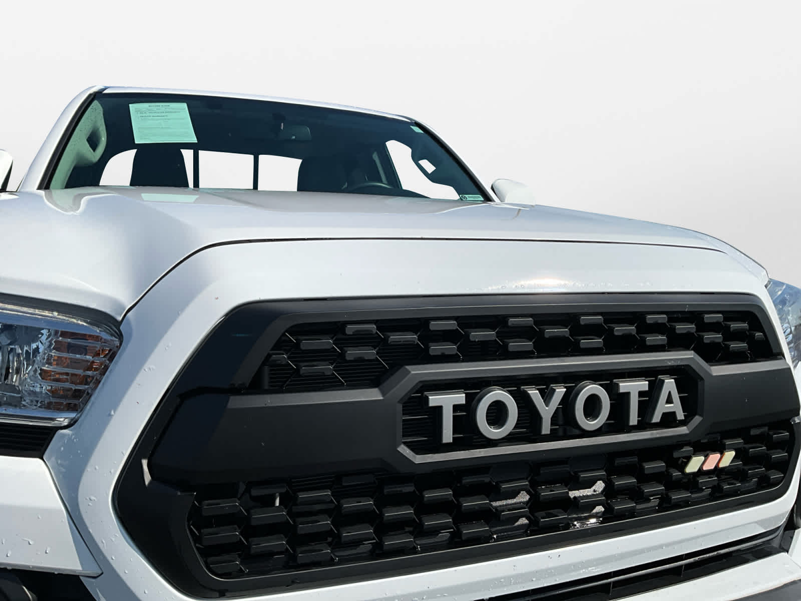 2017 Toyota Tacoma SR