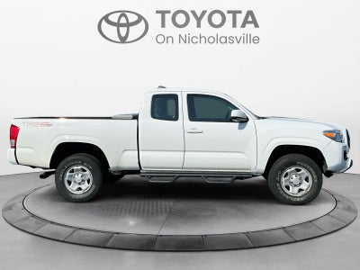 2017 Toyota Tacoma SR