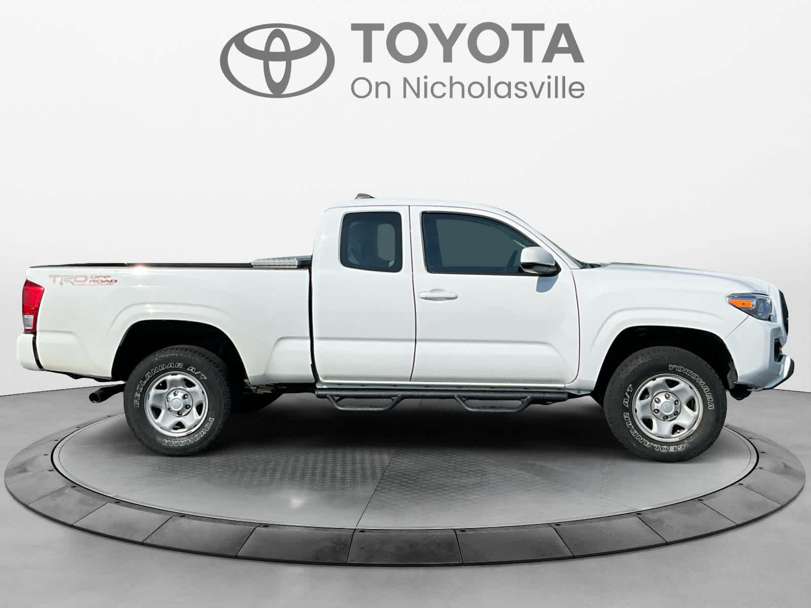 2017 Toyota Tacoma SR