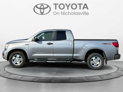 2010 Toyota Tundra Dbl 5.7L FFV V8 6-Spd AT (Natl)