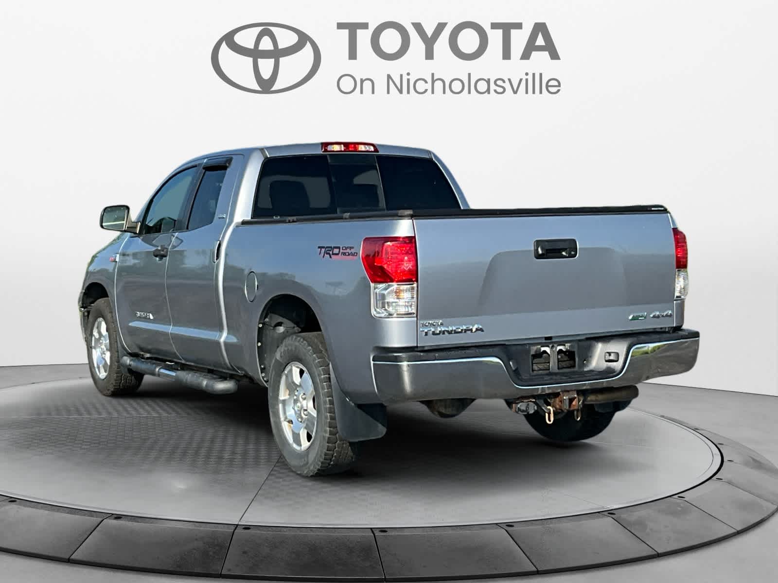 2010 Toyota Tundra Dbl 5.7L FFV V8 6-Spd AT (Natl)