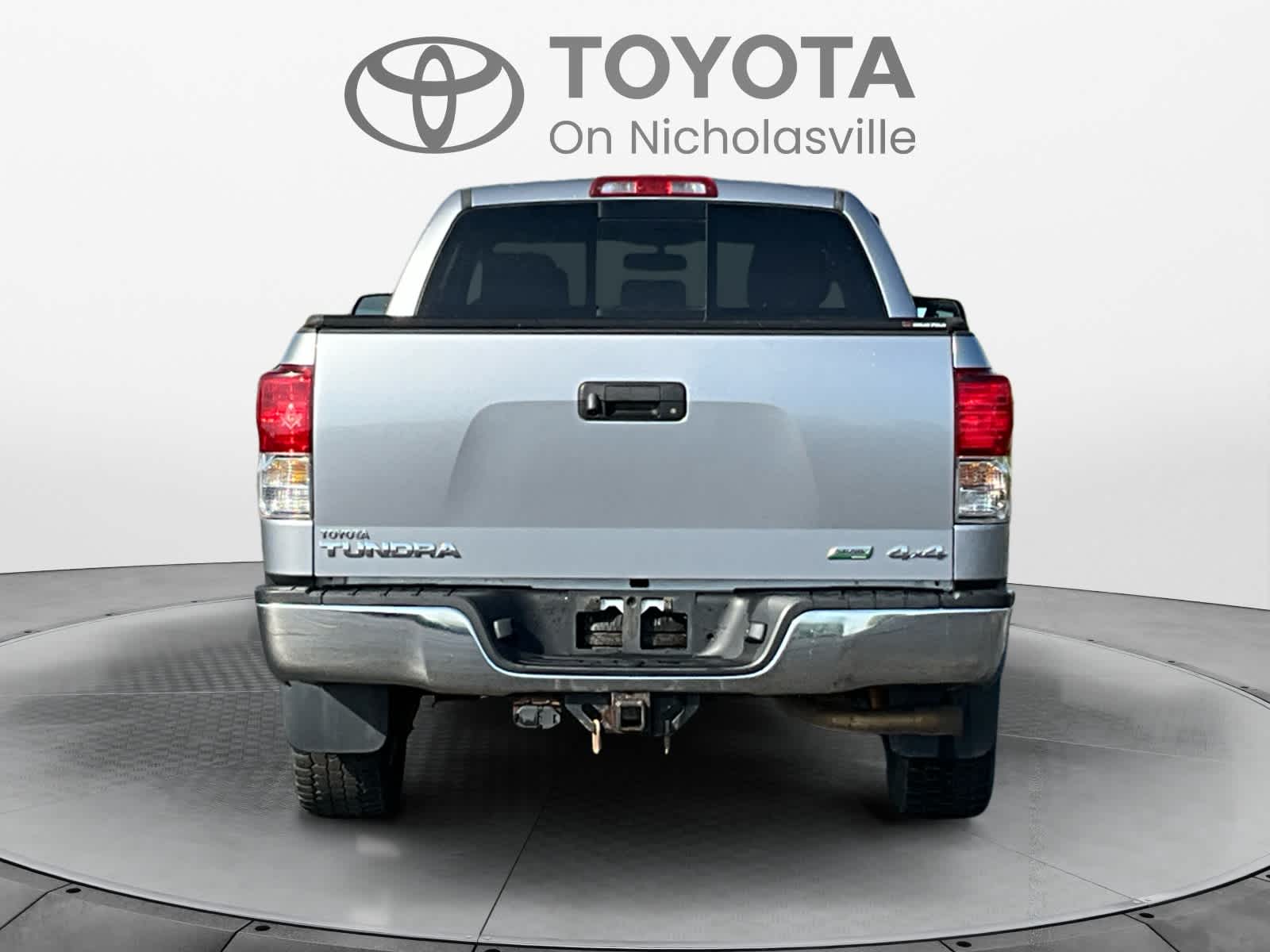 2010 Toyota Tundra Dbl 5.7L FFV V8 6-Spd AT (Natl)