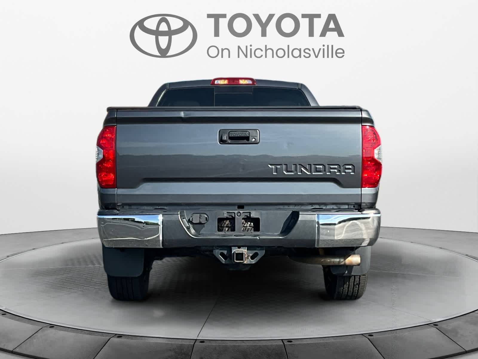 2017 Toyota Tundra SR5